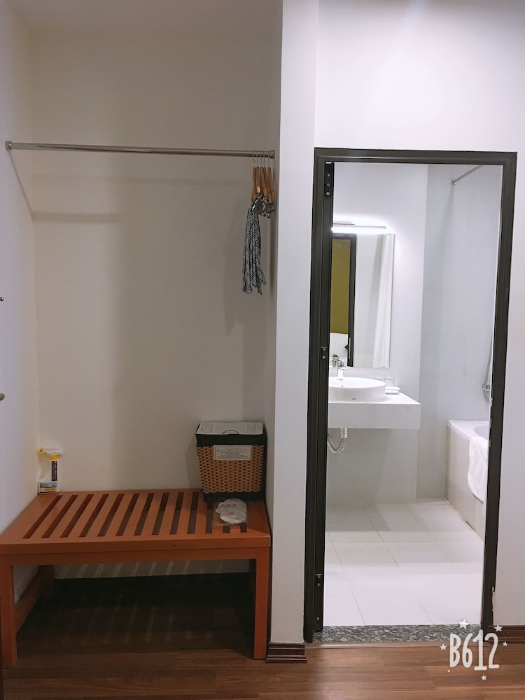 azumaya hotel linh lang