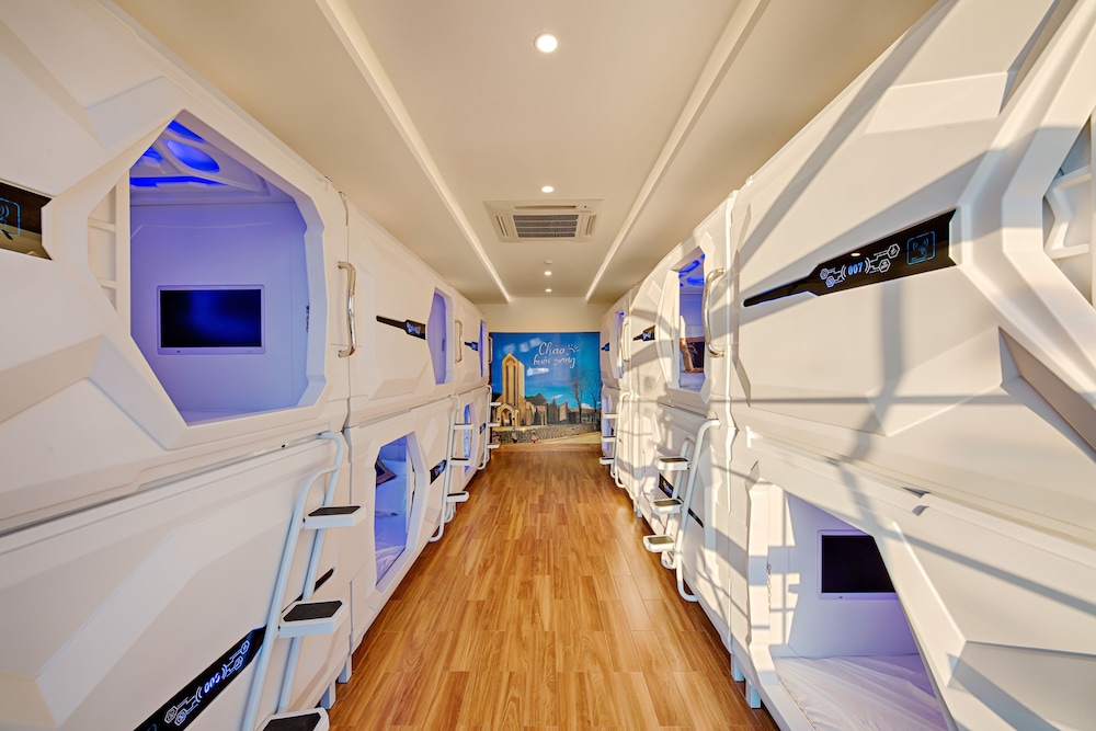 ancyra capsule hotel