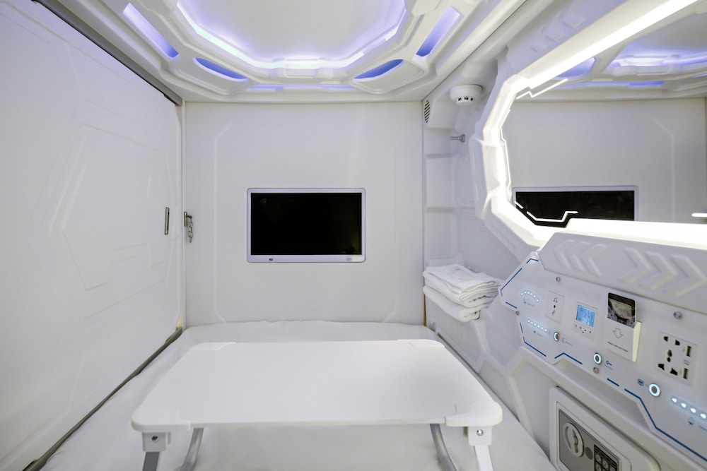 ancyra capsule hotel