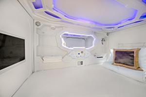 ancyra capsule hotel