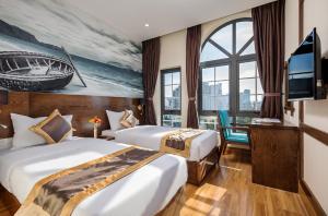 ancyra capsule hotel