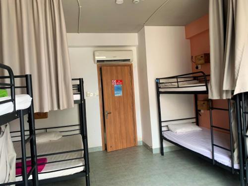 bondi backpackers nhatrang