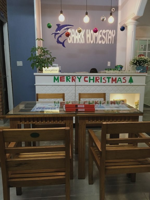 shark hotel hostel