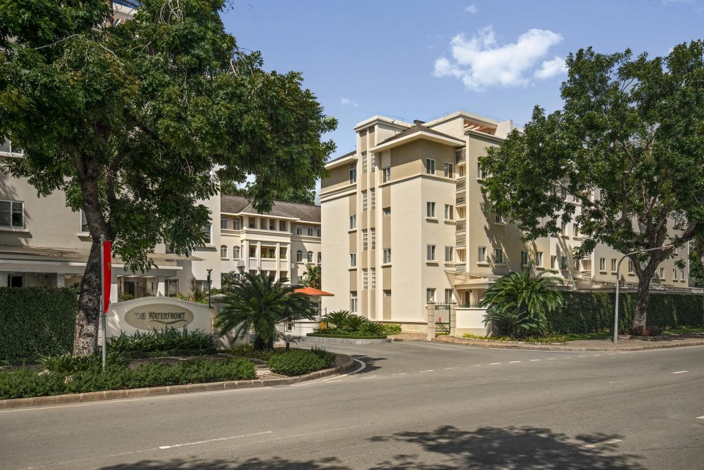 the waterfront residence