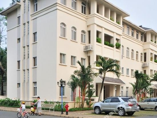 the waterfront residence