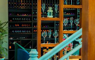 the grand blue hotel