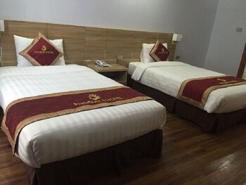 phoenix 3 international hotel