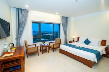navy hotel cam ranh
