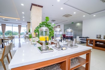 navy hotel cam ranh