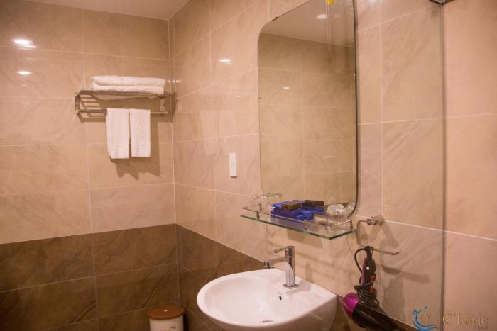 clavie hotel saigon airport hotel