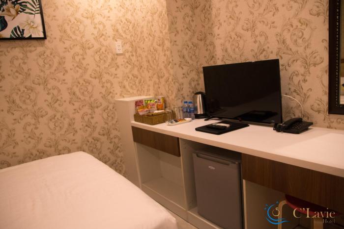 clavie hotel saigon airport hotel