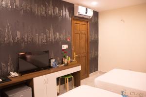 clavie hotel saigon airport hotel