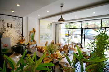 phuong tran apartment and hotel
