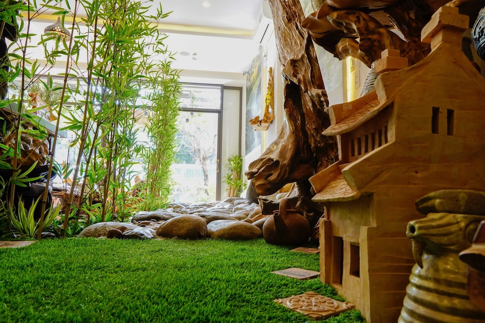 phuong tran apartment and hotel