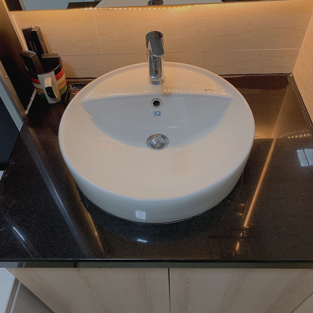 hanna hotel and massage