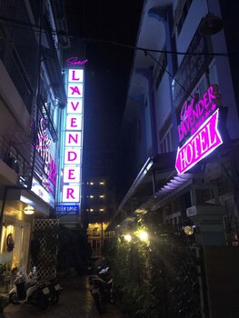sweet lavender hotel near dalat night market