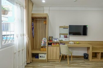 sweet lavender hotel near dalat night market