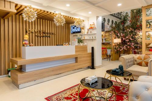 sweet lavender hotel near dalat night market