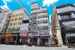 sweet lavender hotel near dalat night market