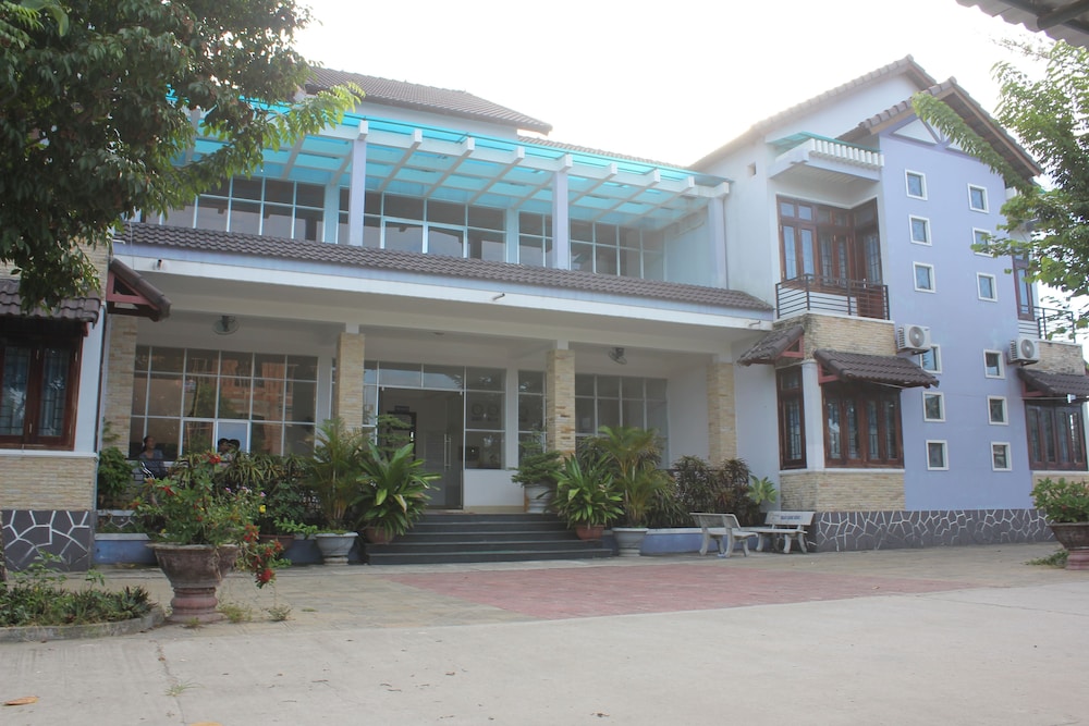 quang nam university guesthouse