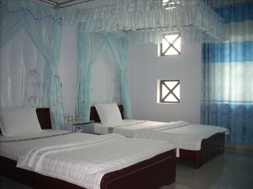 quang nam university guesthouse