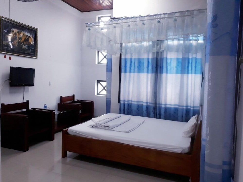 quang nam university guesthouse
