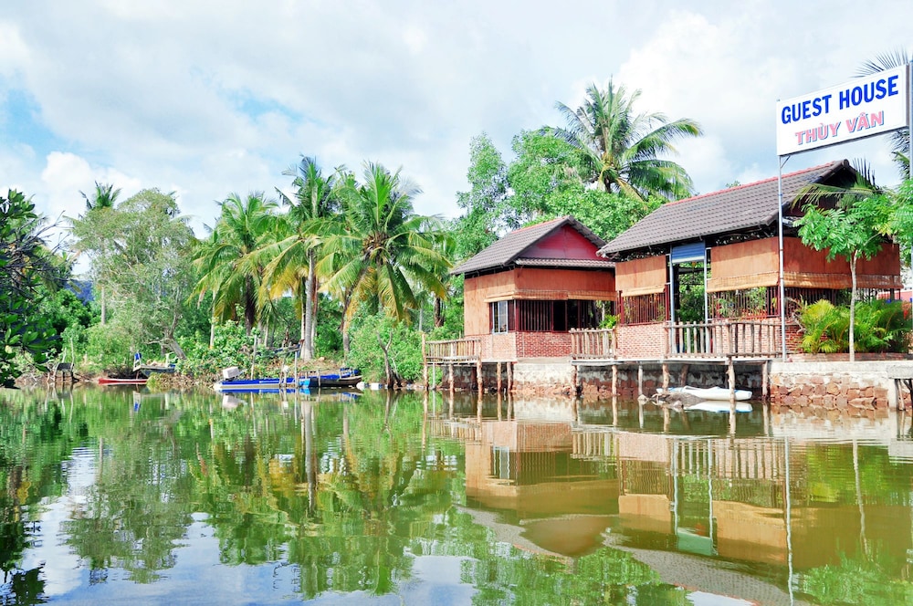 thuy van bungalow