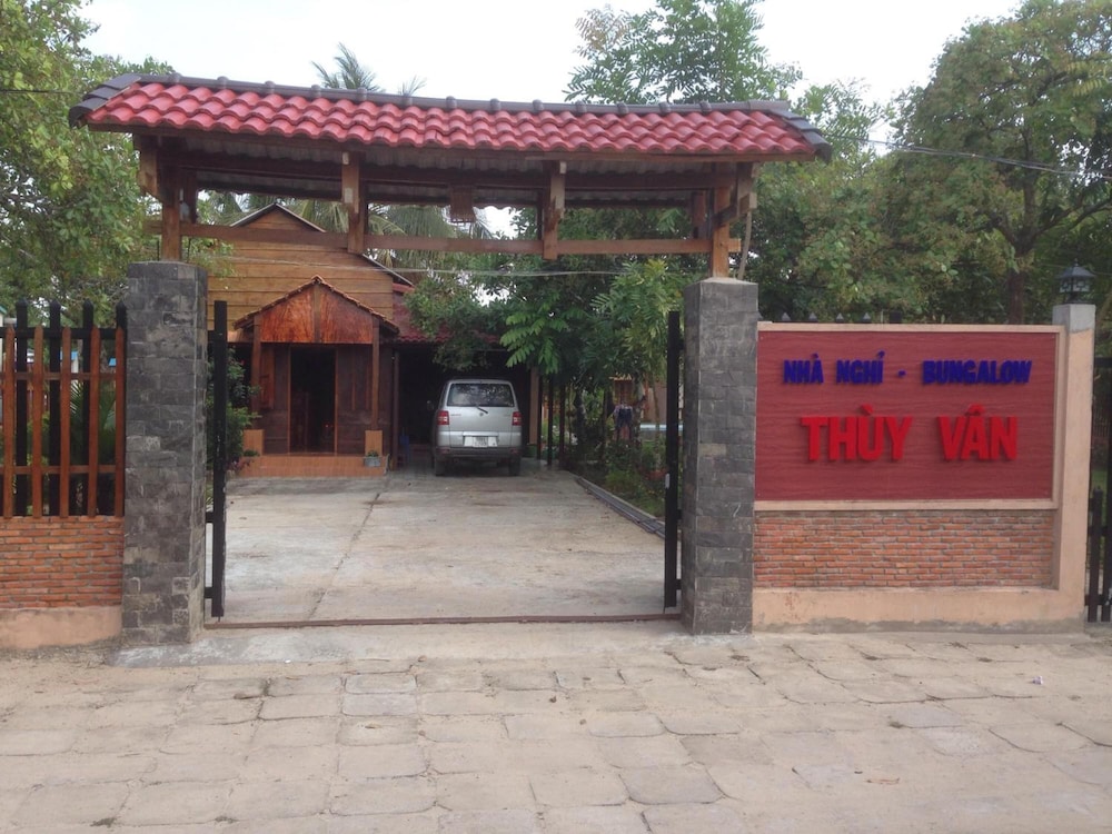 thuy van bungalow