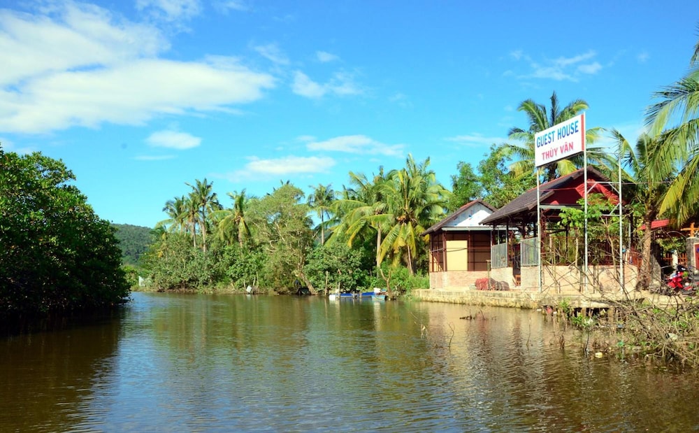 thuy van bungalow