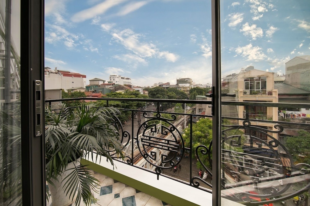 hanoi backpacker suite hostel
