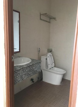 Dang Duy Hotel,La Gi>>Binh Thuan Province,2.5 star