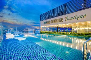 grand sunrise boutique hotel