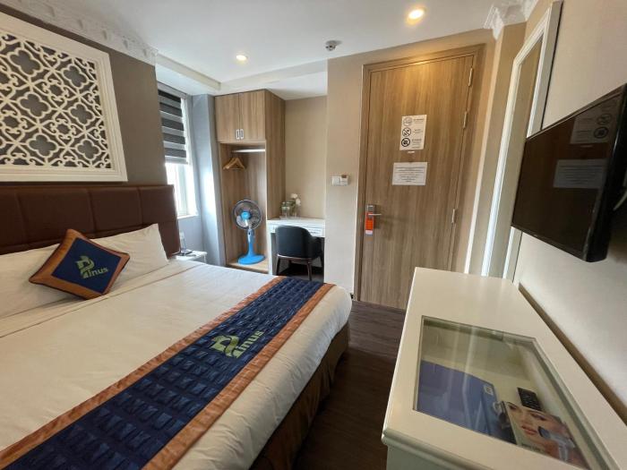 pinus hotel