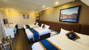 pinus hotel