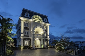 minh chien hotel