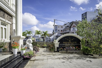 minh chien hotel