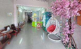 rich hotel