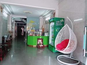 rich hotel