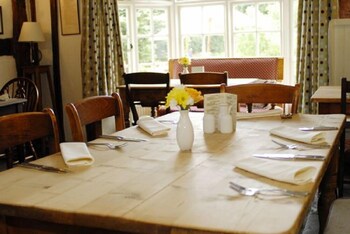 englands gate and coachhouse