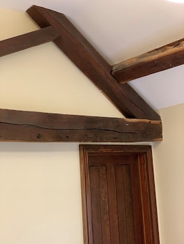 englands gate and coachhouse