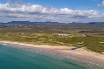 the machrie hotel and golf links