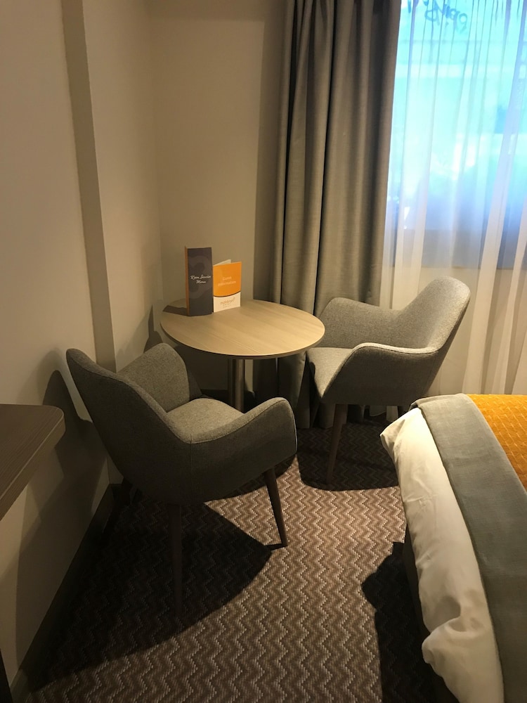 maldron hotel newcastle