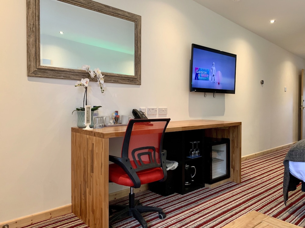 the waterfront lodges