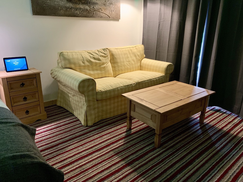 the waterfront lodges