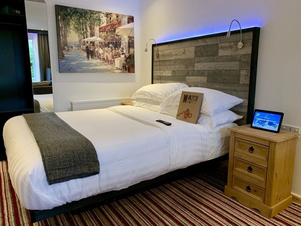 the waterfront lodges