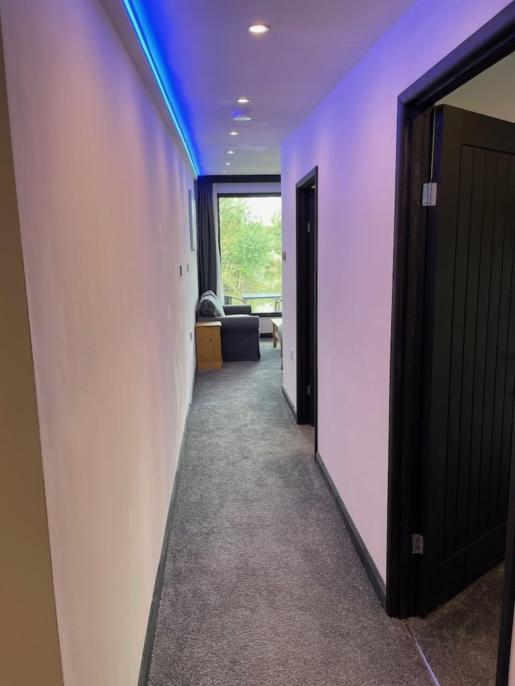 the waterfront lodges