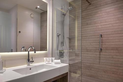 ac hotel by marriott manchester city centre
