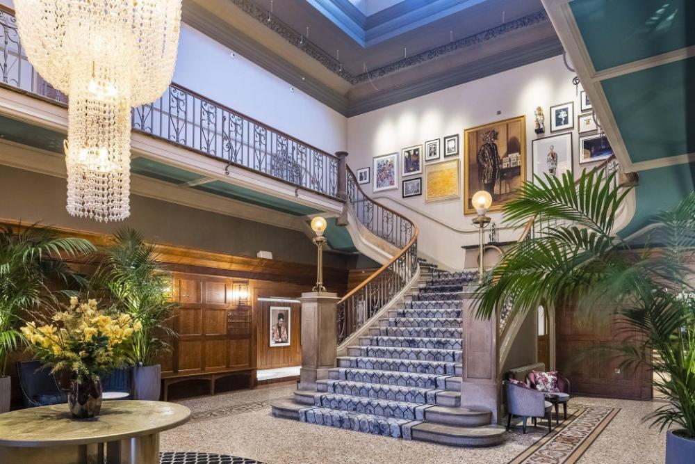 the dixon autograph collection