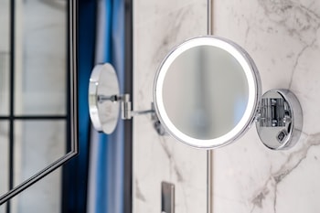 the dixon autograph collection