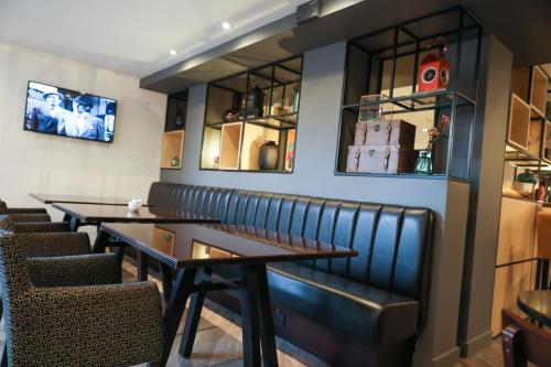ibis budget swindon